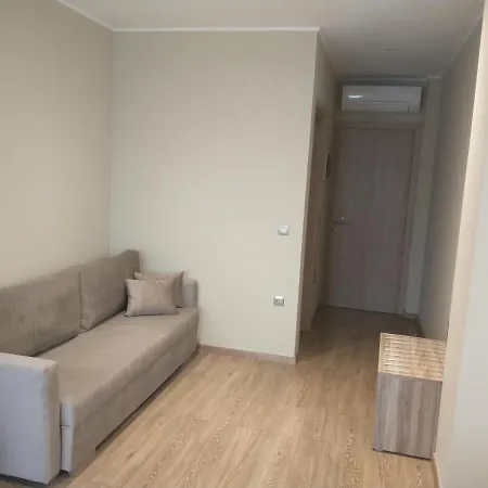 ゲストハウス Menta 3*